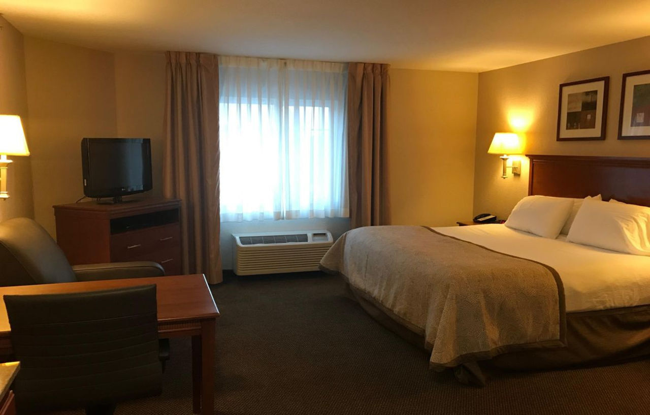 Candlewood Suites Kansas City Airport Екстер'єр фото